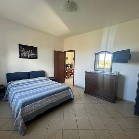 Casa Il Sorbo Villa ตาร์กวิเนีย ภายนอก รูปภาพ